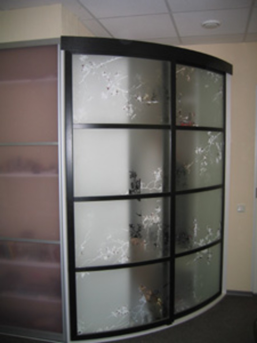 Шкаф купе радиусный с рисунком на стекле Нижний Тагил